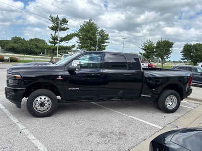 2026 RAM Ram 3500 RAM 3500 LARAMIE MEGA CAB 4X4 6'4' BOX