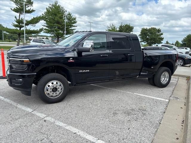 2026 RAM Ram 3500 RAM 3500 LARAMIE MEGA CAB 4X4 6'4' BOX