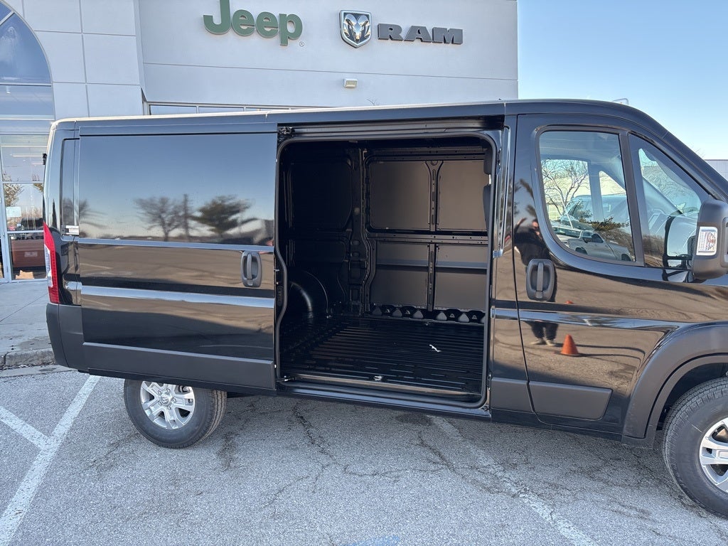2026 RAM ProMaster 1500 Low Roof