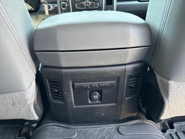 2018 RAM 1500 Big Horn Crew Cab 4x4 5'7' Box
