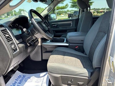 2018 RAM 1500 Big Horn Crew Cab 4x4 5'7' Box