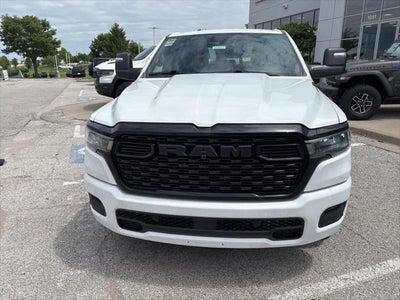 2026 RAM Ram 1500 RAM 1500 LONE STAR CREW CAB 4X4 5'7' BOX