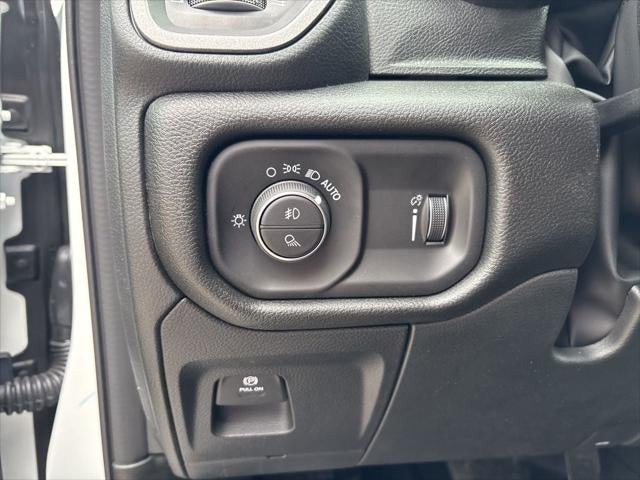 2026 RAM Ram 1500 RAM 1500 WARLOCK CREW CAB 4X4 5'7' BOX