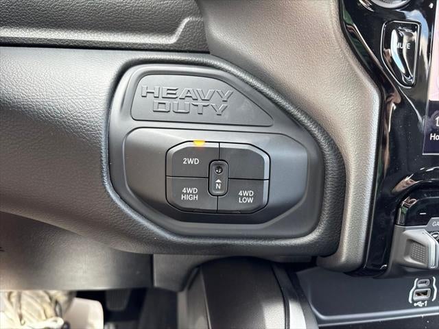 2027 RAM Ram 2500 RAM 2500 BIG HORN CREW CAB 4X4 6'4' BOX