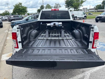 2019 RAM 2500 Big Horn Crew Cab 4x4 8' Box