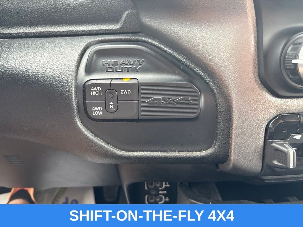 2019 RAM 2500 Big Horn Crew Cab 4x4 8' Box