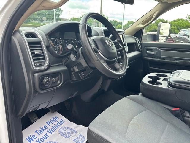 2019 RAM 2500 Big Horn Crew Cab 4x4 8' Box