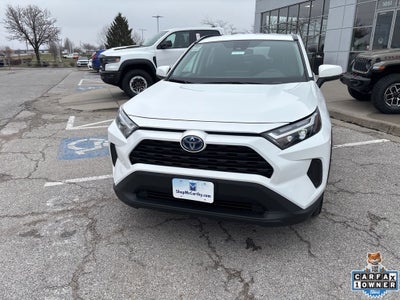 2022 Toyota RAV4 Hybrid XLE