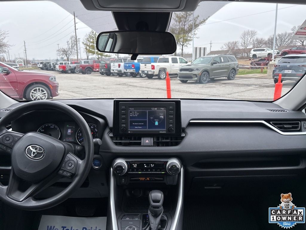 2022 Toyota RAV4 Hybrid XLE