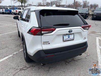 2022 Toyota RAV4 Hybrid XLE