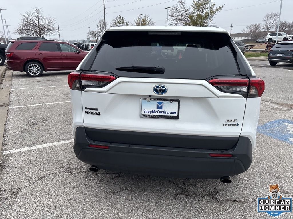 2022 Toyota RAV4 Hybrid XLE