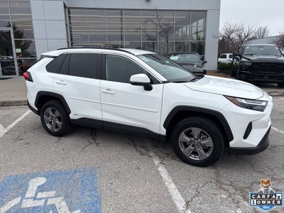 2022 Toyota RAV4 Hybrid XLE