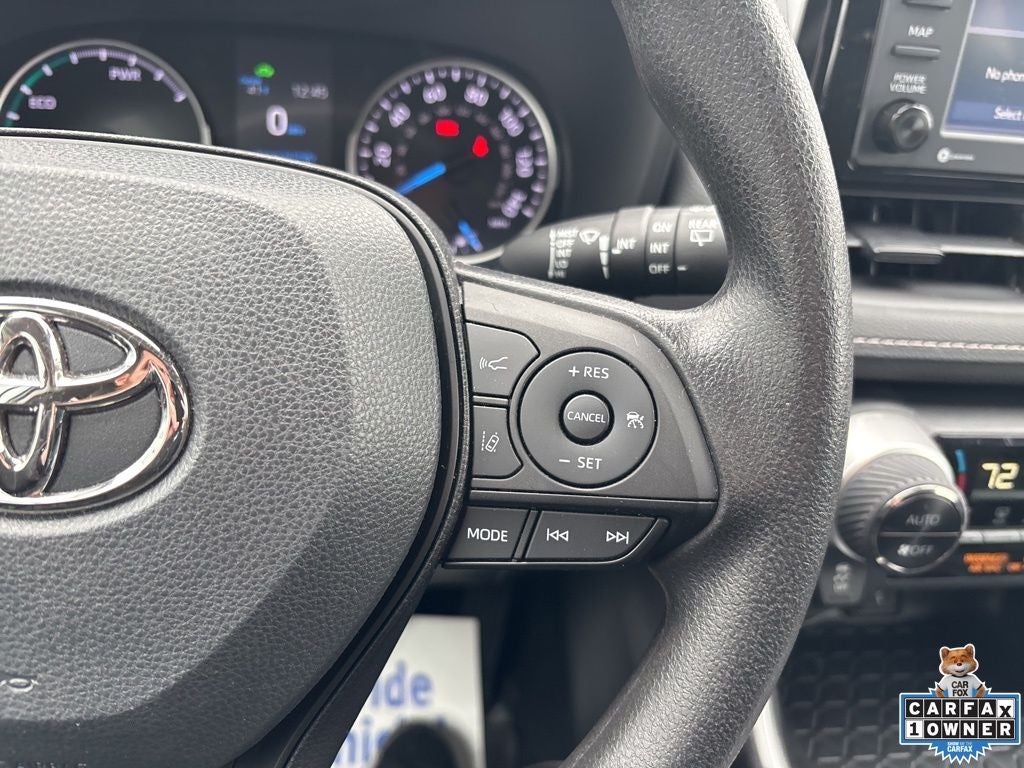 2022 Toyota RAV4 Hybrid XLE