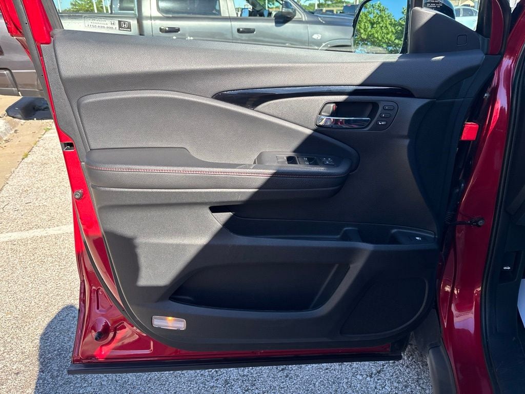 2025 Honda Ridgeline Black Edition
