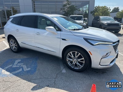 2024 Buick Enclave Essence