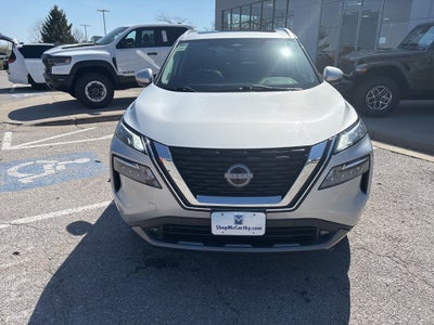 2022 Nissan Rogue SL