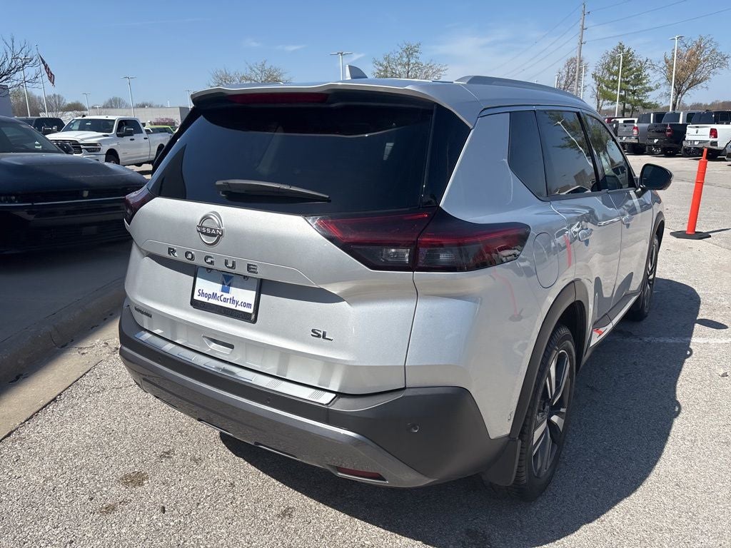 2022 Nissan Rogue SL