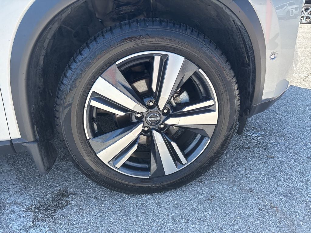 2022 Nissan Rogue SL