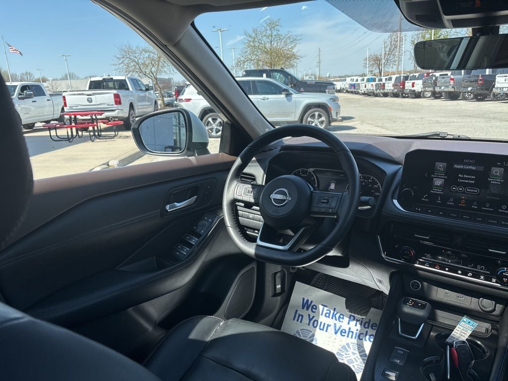 2022 Nissan Rogue SL