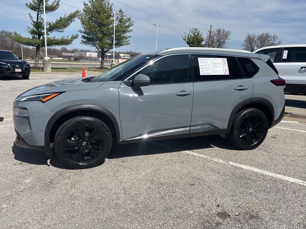 2022 Nissan Rogue SL