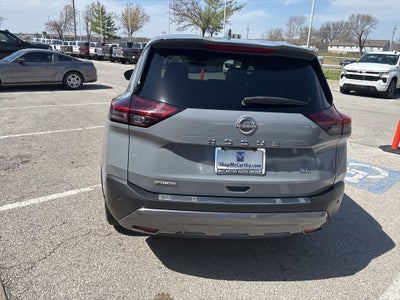 2022 Nissan Rogue SL