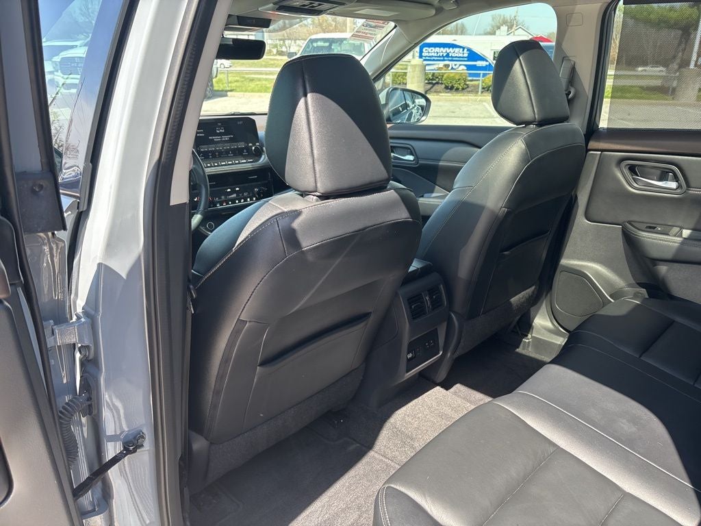 2022 Nissan Rogue SL