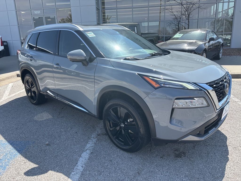 2022 Nissan Rogue SL