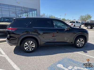 2025 Nissan Pathfinder SL FWD