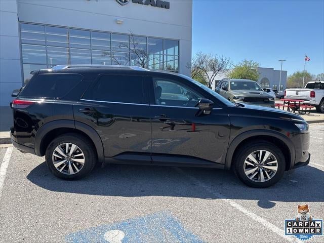 2025 Nissan Pathfinder SL FWD