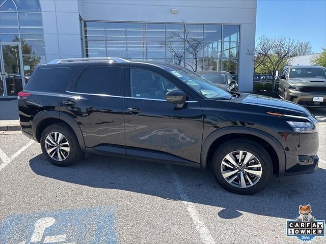 2025 Nissan Pathfinder SL FWD