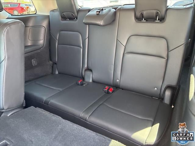 2025 Nissan Pathfinder SL FWD