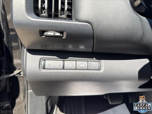 2025 Nissan Pathfinder SL FWD