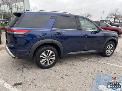 2025 Nissan Pathfinder SL FWD