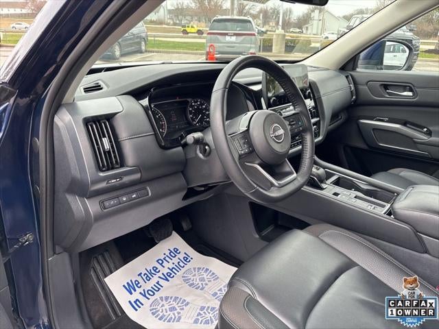 2025 Nissan Pathfinder SL FWD