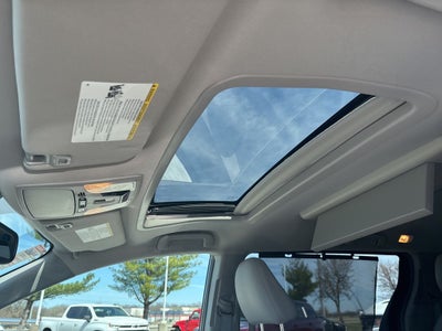 2018 Toyota Sienna XLE Premium 7 Passenger