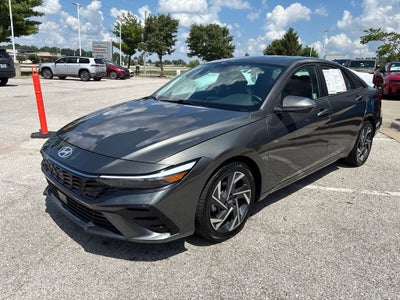 2024 Hyundai Elantra Limited