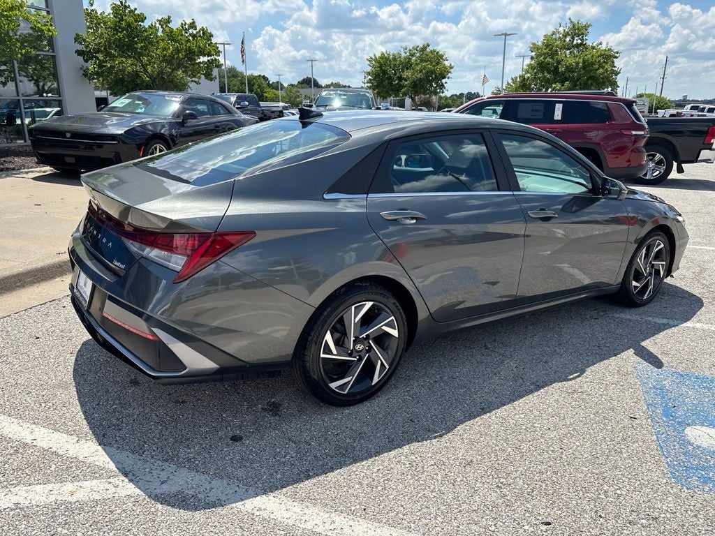 2024 Hyundai Elantra Limited