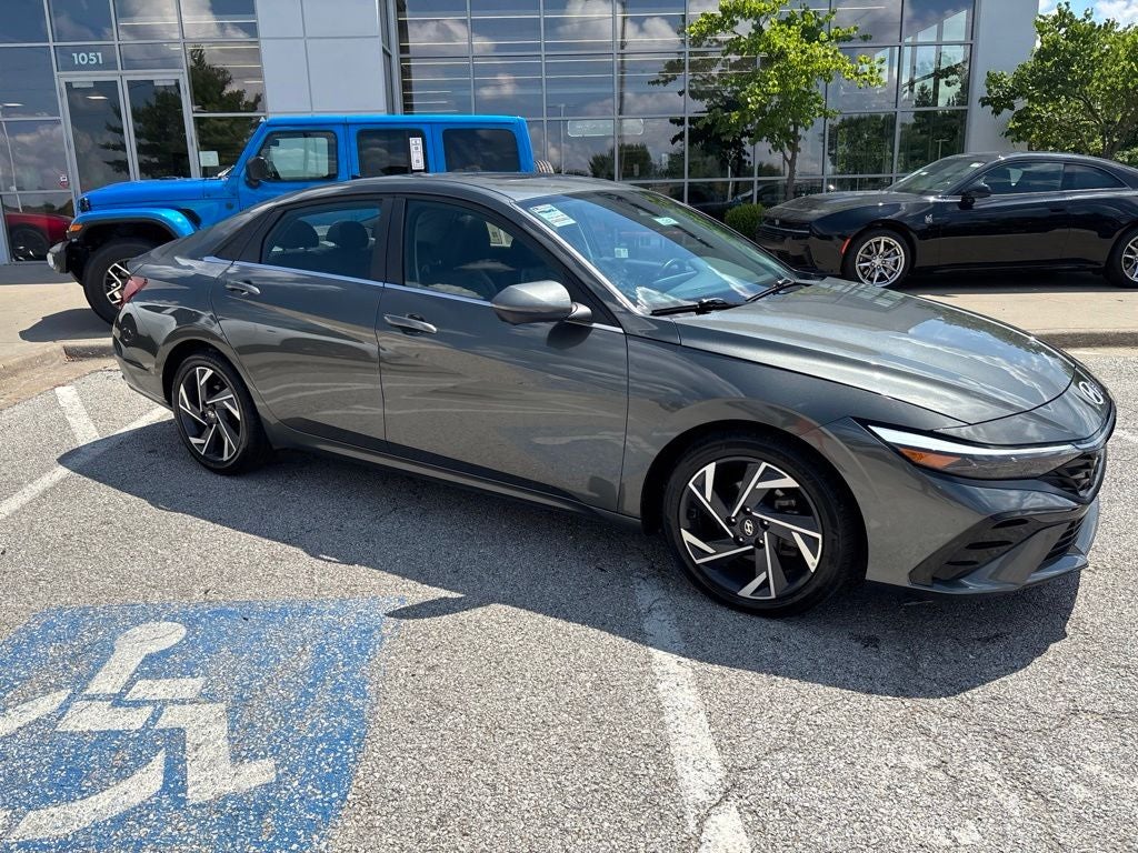 2024 Hyundai Elantra Limited