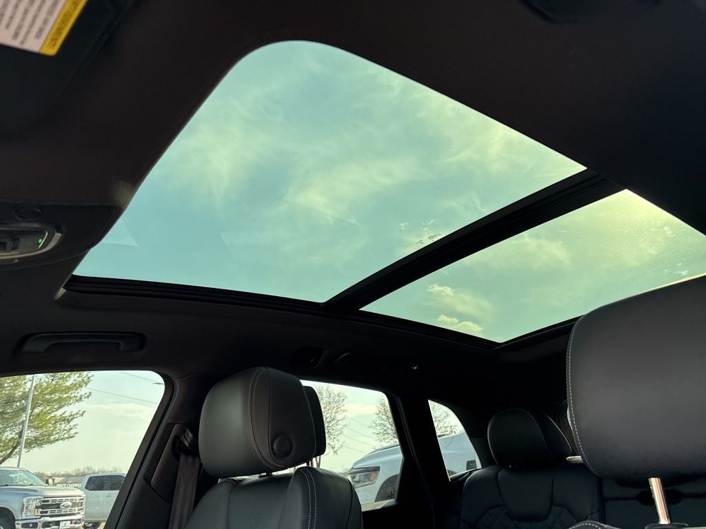 2023 Audi SQ5 Premium Plus quattro