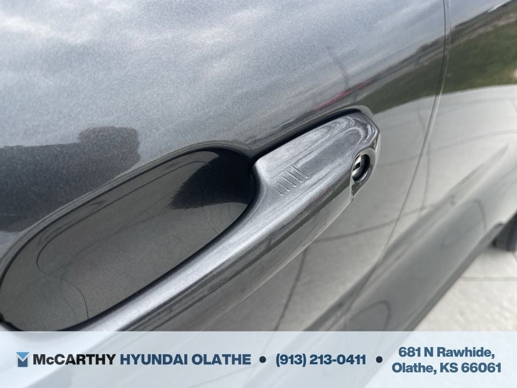 2020 Ford Escape Titanium Hybrid