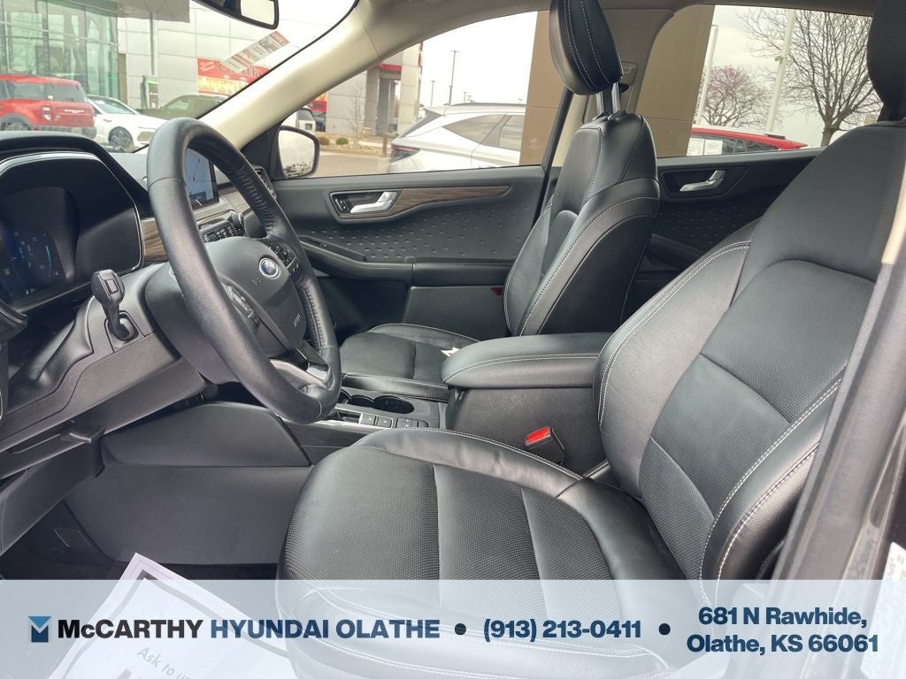 2020 Ford Escape Titanium Hybrid