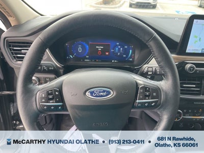 2020 Ford Escape Titanium Hybrid