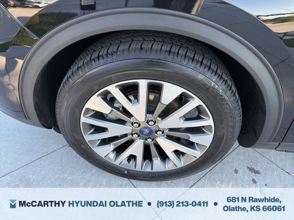 2020 Ford Escape Hybrid Titanium