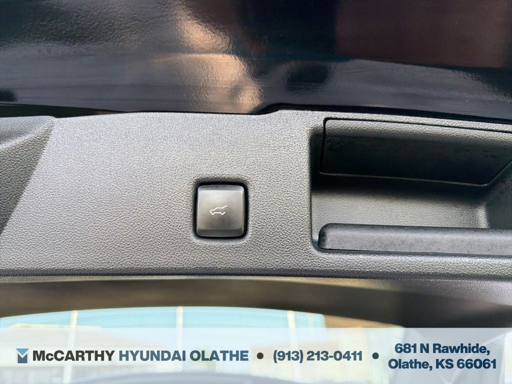 2020 Ford Escape Hybrid Titanium