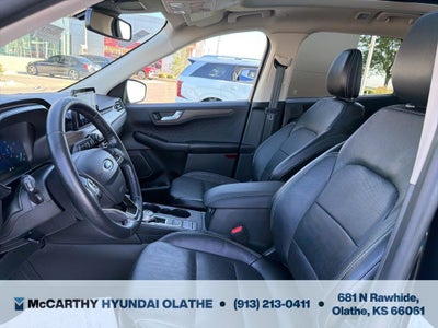2020 Ford Escape Hybrid Titanium