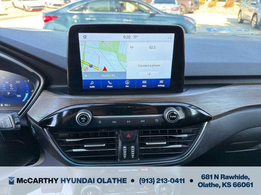 2020 Ford Escape Hybrid Titanium