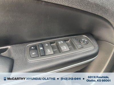 2022 Chrysler 300 Touring