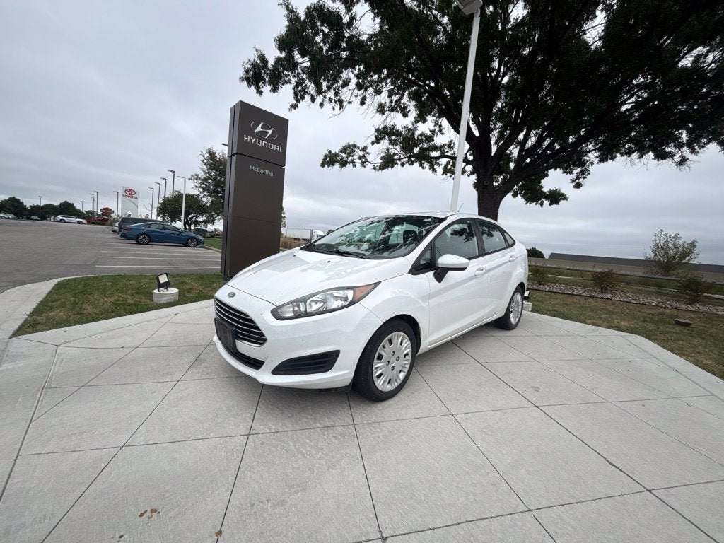 2015 Ford Fiesta S
