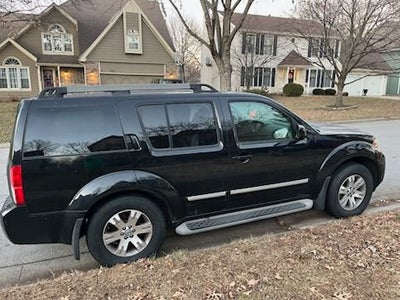2011 Nissan Pathfinder Silver