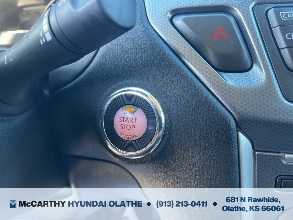 2019 Nissan Pathfinder SL